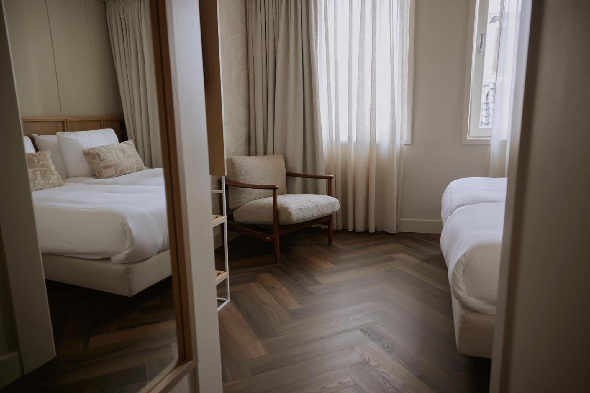 Hotel Oostergoo Grou Bagian luar foto