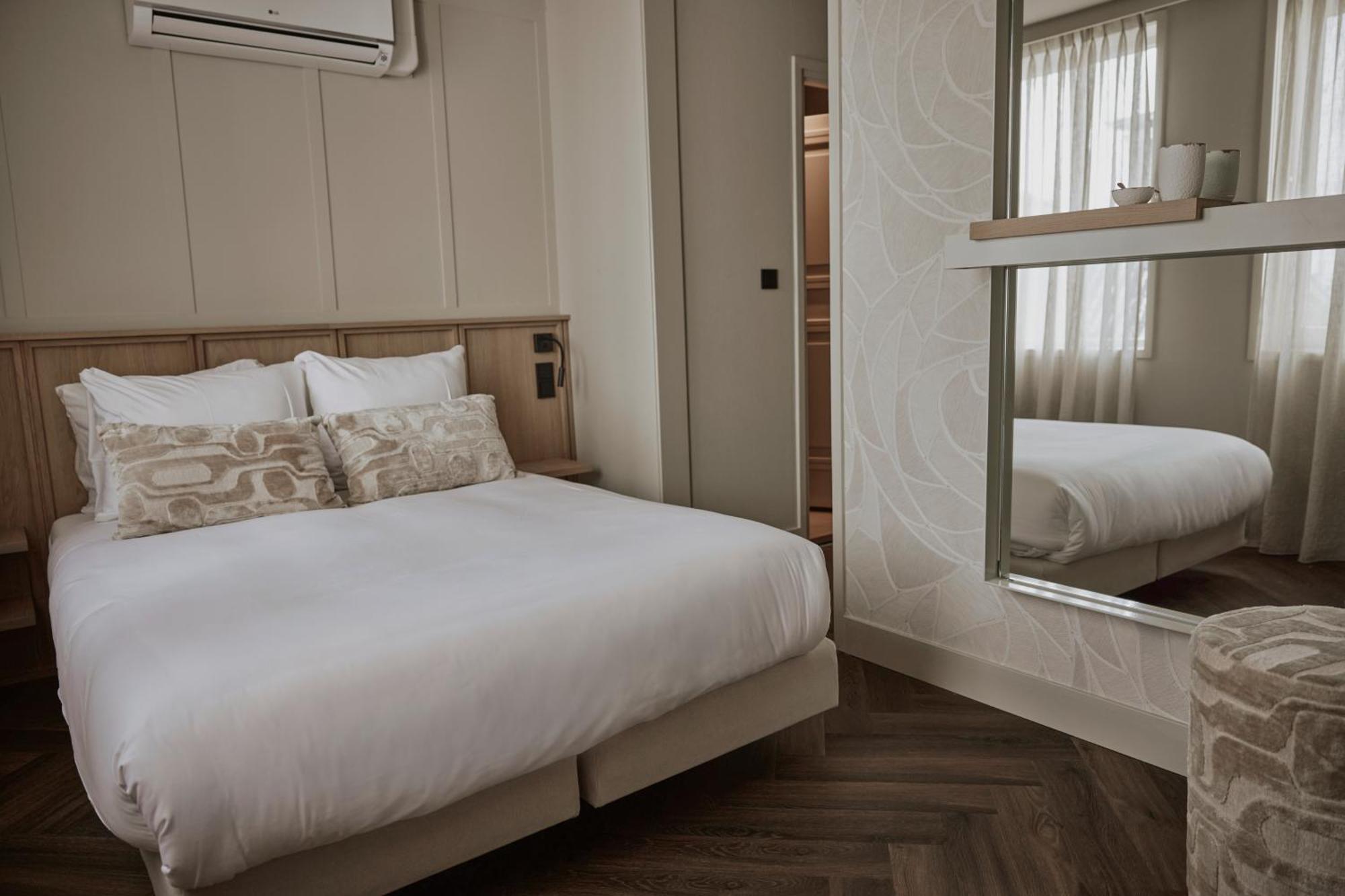 Hotel Oostergoo Grou Bagian luar foto